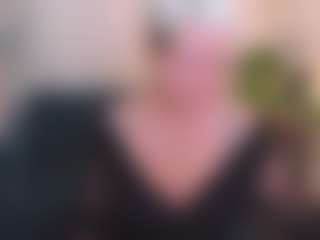 Live cam show with KathySunn - Granny Big Tits on Gym Cam Girls
