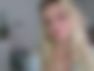 Live cam show with CorneliaBarbie - Upskirt on StripNow