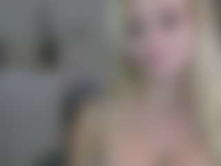 Live cam show with CorneliaBarbie - Upskirt on StripNow