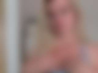 CorneliaBarbie's Live Sex Cam Show