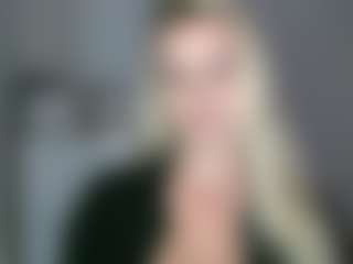 Live cam show with CorneliaBarbie - Role Play on Streamer API