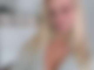 Live cam show with CorneliaBarbie - College on Dolls Live