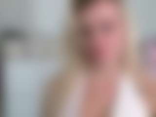 Live cam show with CorneliaBarbie - Upskirt on pussylord.com