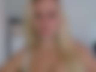 Live cam show with CorneliaBarbie - Upskirt on thefappeningchat.com