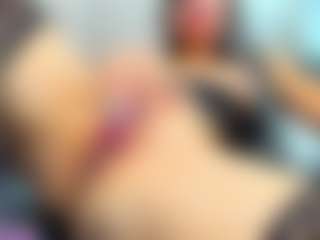 EmilyRank's Live Sex Cam Show