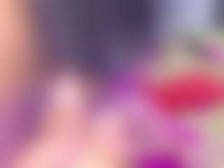 Live cam show with niagirl22 - Smoking on Uber Horny