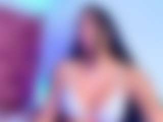 Live cam show with niagirl22 - Spank on Camsoda