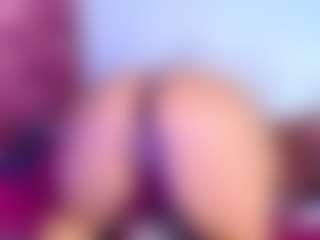 Live cam show with niagirl22 - White on Camsoda | colombia