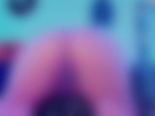 Live cam show with natashayu - Skinny on TastyBlacksLive