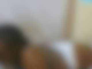 cutyleila MILF webcam performer live streaming