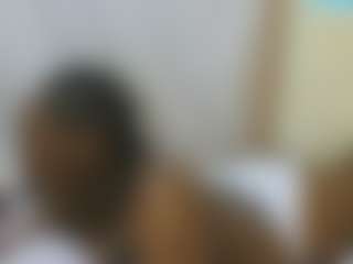 cutyleila MILF webcam performer live streaming