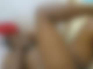 cutyleila MILF webcam performer live streaming