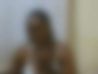 Live cam show with cutyleila - Ebony Shaved Pussy on sexylive.show