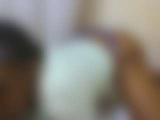 Live cam show with cutyleila - Solo Ebony on CamClone