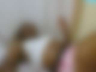 Live cam show with cutyleila - Black Amateur on SmokeAndPoke