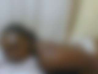 Live cam show with cutyleila - Brown Eyes Black on sexytreat.net