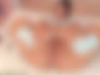ivannabreast1's Live Sex Cam Show