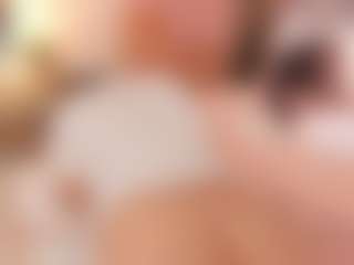 ivannabreast1's Live Sex Cam Show
