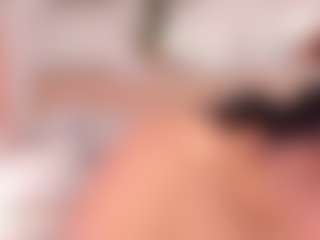 ivannabreast1's Live Sex Cam Show