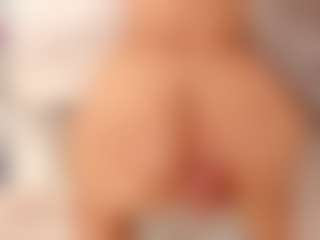 ivannabreast1's Live Sex Cam Show