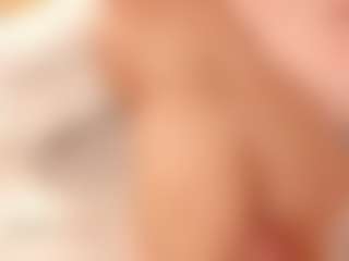 ivannabreast1's Live Sex Cam Show
