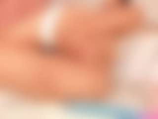 Live cam show with ivannabreast1 - Curvy Small Tits on intimatelivegirls.com