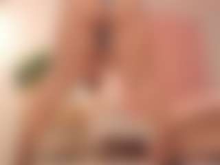 ivannabreast1's Live Sex Cam Show