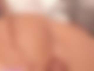 ivannabreast1's Live Sex Cam Show