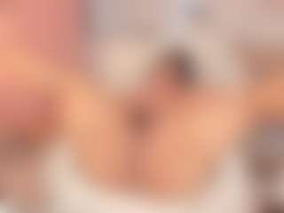 ivannabreast1's Live Sex Cam Show