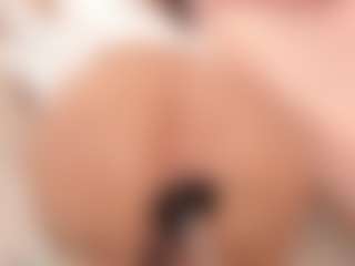 ivannabreast1's Live Sex Cam Show
