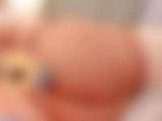 ivannabreast1's Live Sex Cam Show