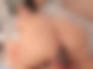 ivannabreast1's Live Sex Cam Show