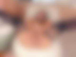 ivannabreast1's Live Sex Cam Show