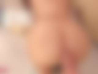 ivannabreast1's Live Sex Cam Show