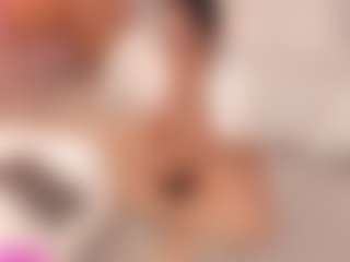 Live cam show with ivannabreast1 - Oil on Camsoda