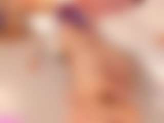 ivannabreast1's Live Sex Cam Show
