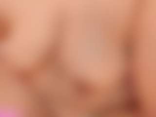 ivannabreast1's Live Sex Cam Show