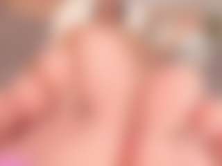 Live cam show with ivannabreast1 - Squirt on Camsoda