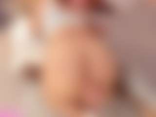 ivannabreast1's Live Sex Cam Show