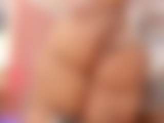 ivannabreast1's Live Sex Cam Show