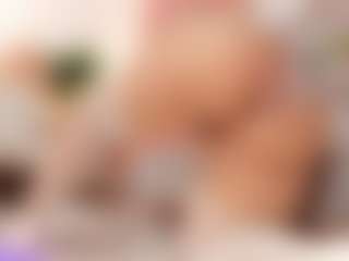 ivannabreast1's Live Sex Cam Show