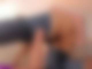 ivannabreast1 MILF webcam performer live streaming