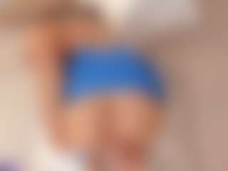 ivannabreast1's Live Sex Cam Show