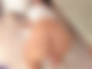 ivannabreast1's Live Sex Cam Show