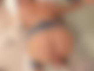 ivannabreast1's Live Sex Cam Show
