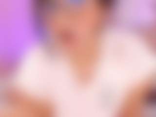 ivannabreast1's Live Sex Cam Show