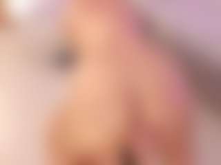 ivannabreast1's Live Sex Cam Show