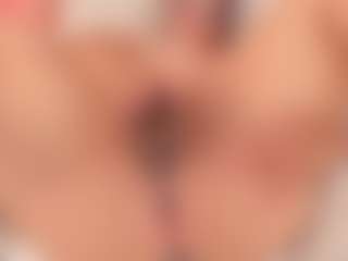 ivannabreast1's Live Sex Cam Show
