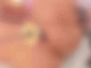 ivannabreast1's Live Sex Cam Show
