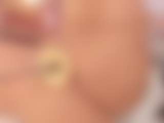 ivannabreast1's Live Sex Cam Show